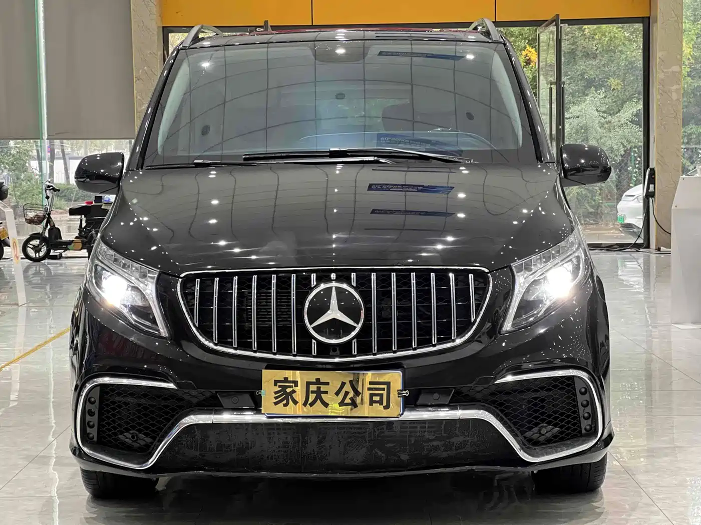 Mercedes-Benz Vito 2020 2.0T Elite Edition (7-seater) фото 2