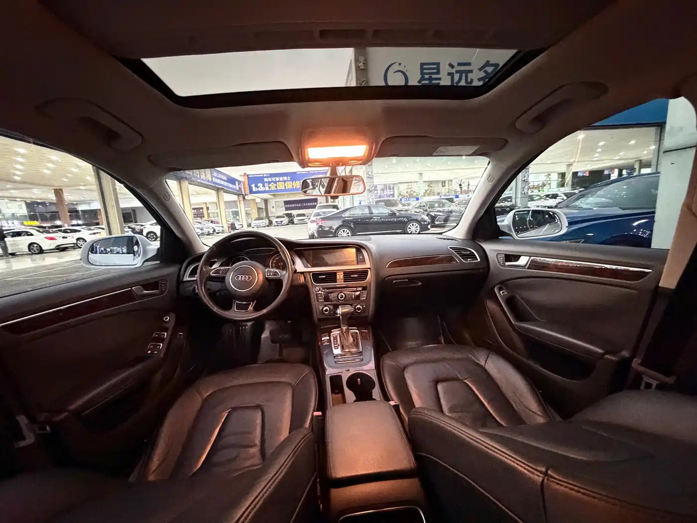 Audi A4L 2015 35 TFSI Auto Comfort фото 11