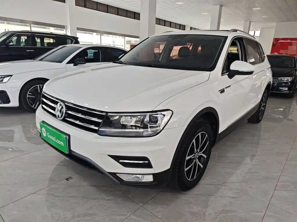 Volkswagen Tiguan L 2018 330TSI Automatic 2WD Luxury Edition