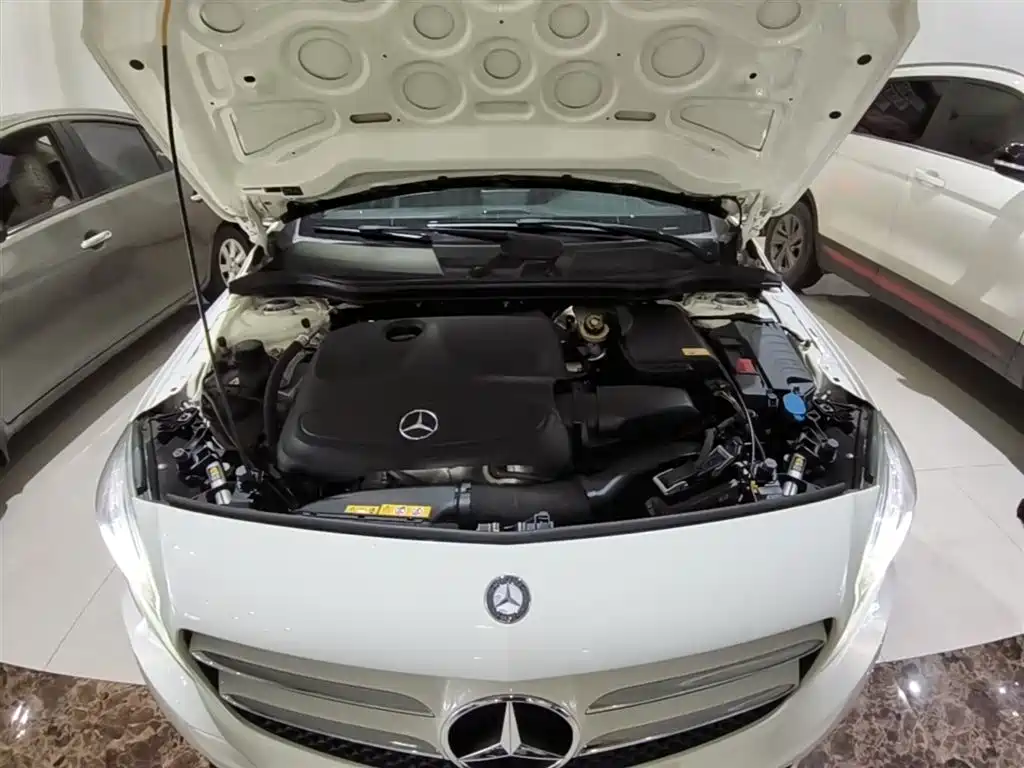 Mercedes-Benz A-Class (Import) 2015 A 180 фото 20