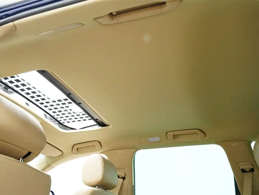 Volkswagen Touareg 2007 3.6L Luxury фото 25
