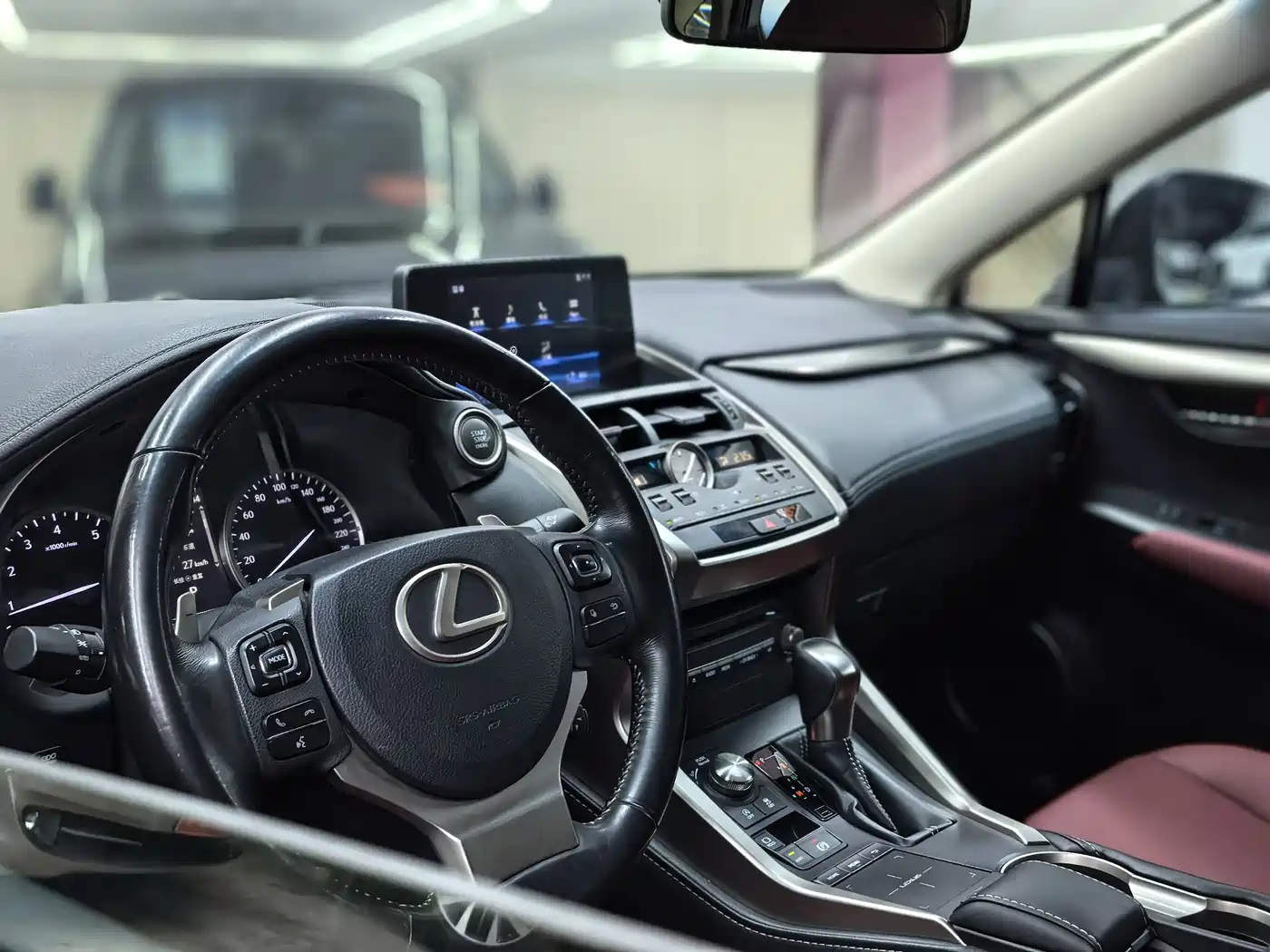 Lexus NX 2017 200 FWD Sharp Edition фото 23