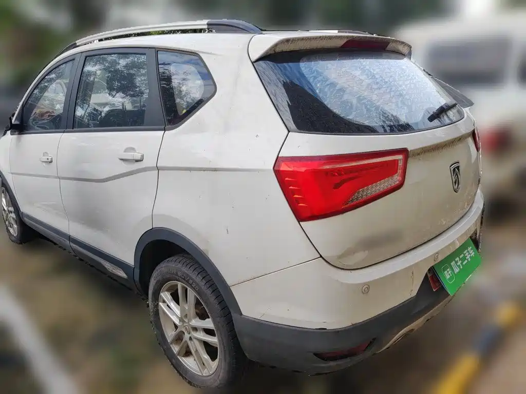 Фото 25 - Baojun 560