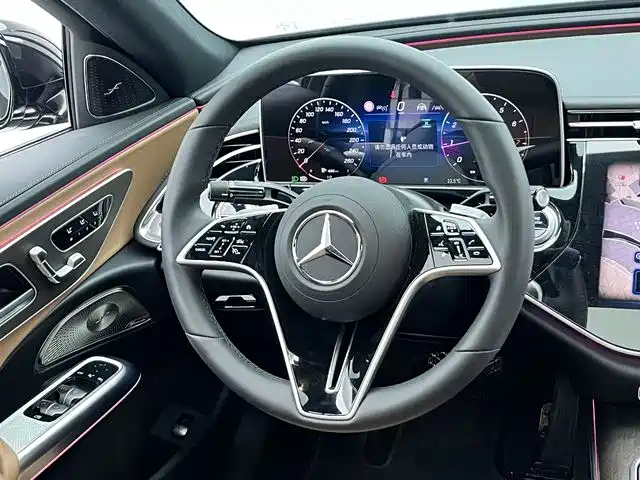 Mercedes-Benz E-Class 2025 E 300 L Luxury фото 11