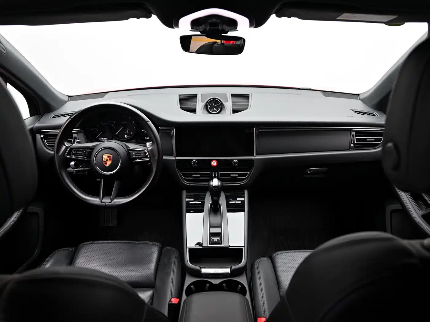 Porsche Macan 2023 Macan 2.0T фото 13