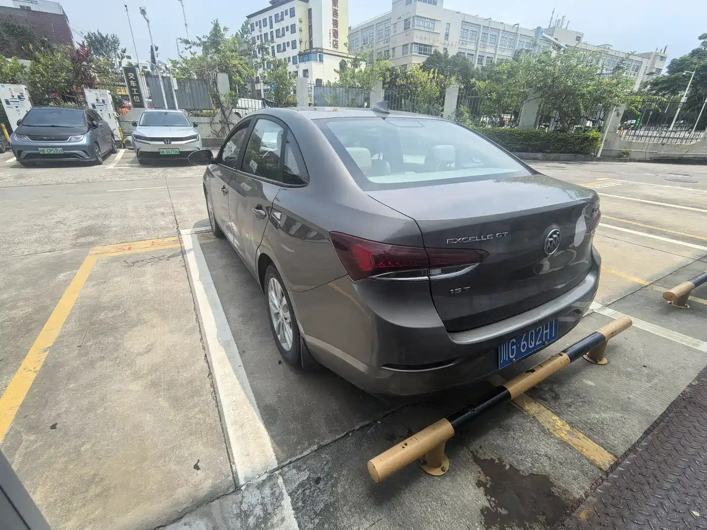 Photo 6 - Buick Excelle