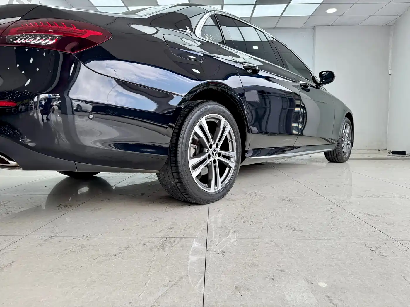 Mercedes-Benz E-Class 2022 Facelift E 260 L Sport фото 20