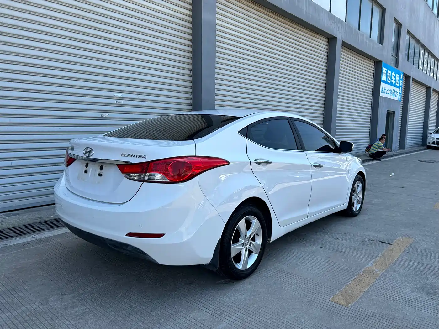 Hyundai Langdong 2013 1.6L Automatic Leading фото 6