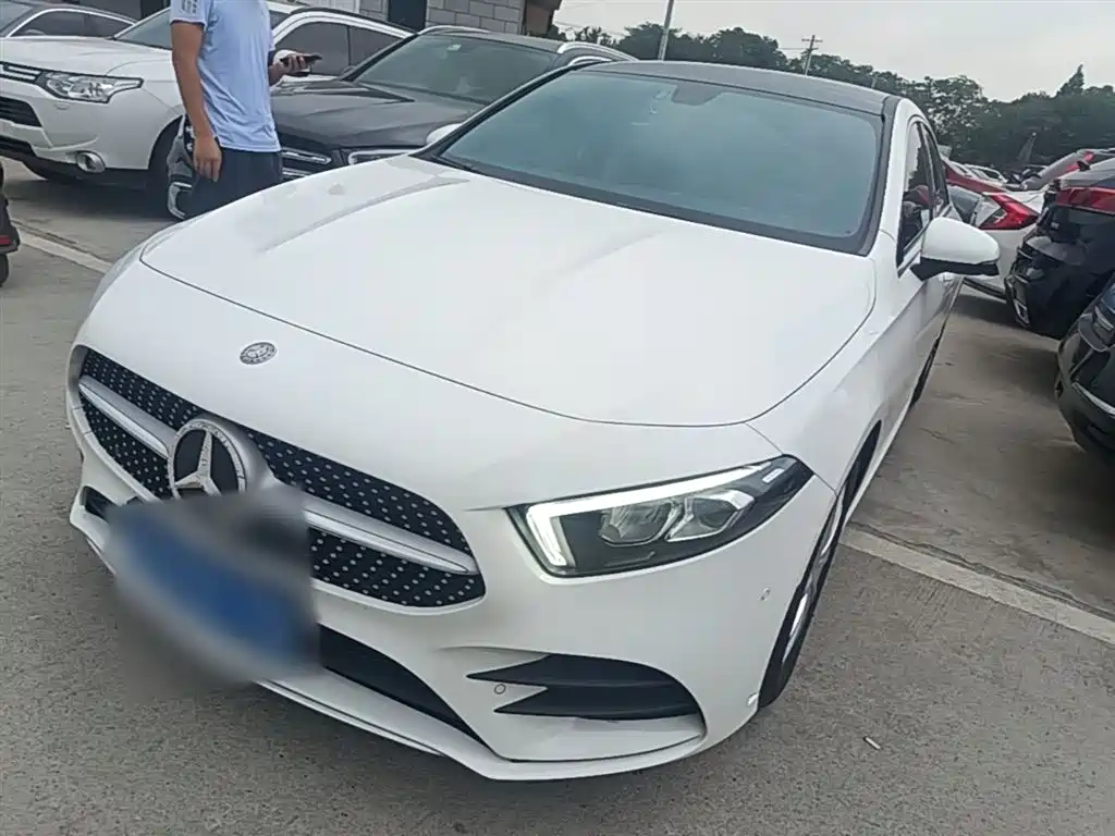 Mercedes-Benz A-Class 2019 A 200 L Sport Sedan
