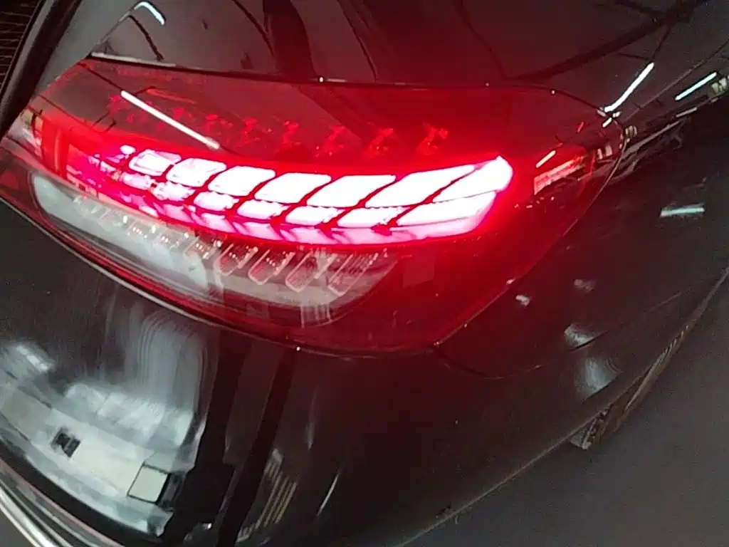 Mercedes-Benz E-Class 2023 Facelift E 300 L Fashion фото 8