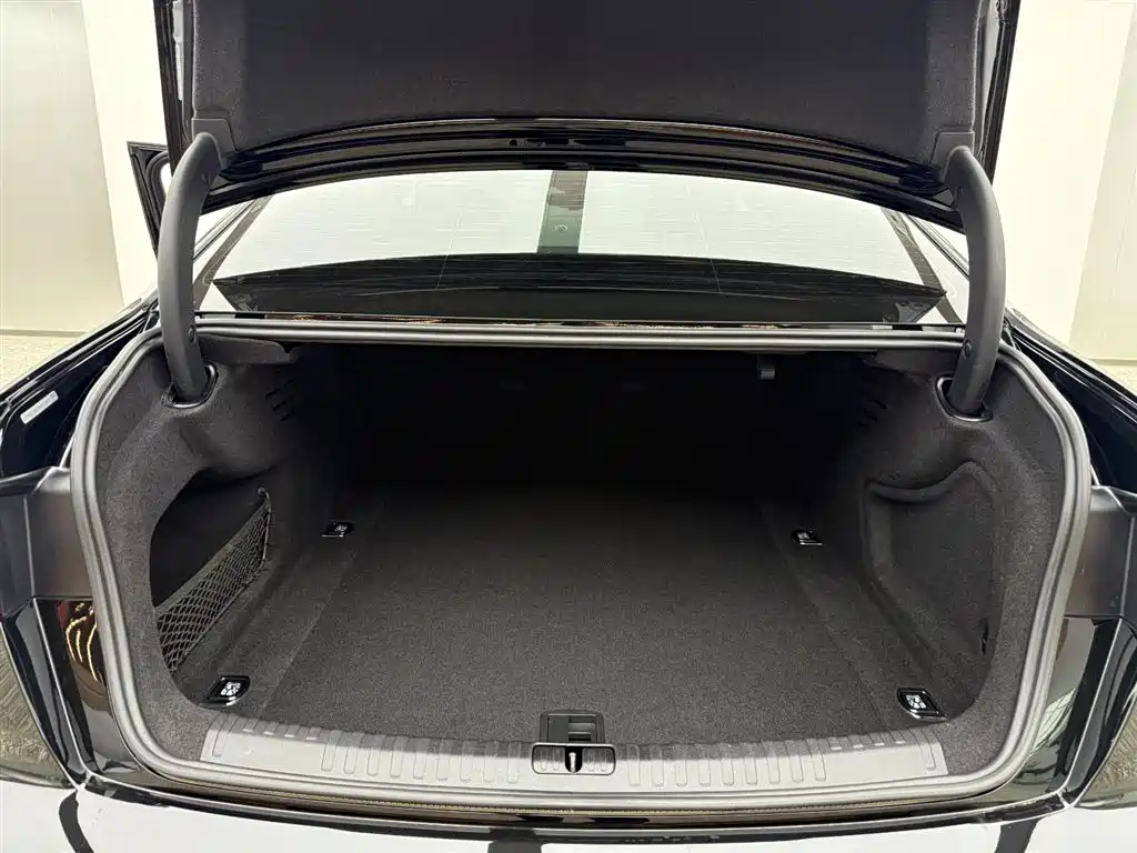 Audi A6L 2023 55 TFSI quattro Premium Dynamic фото 14