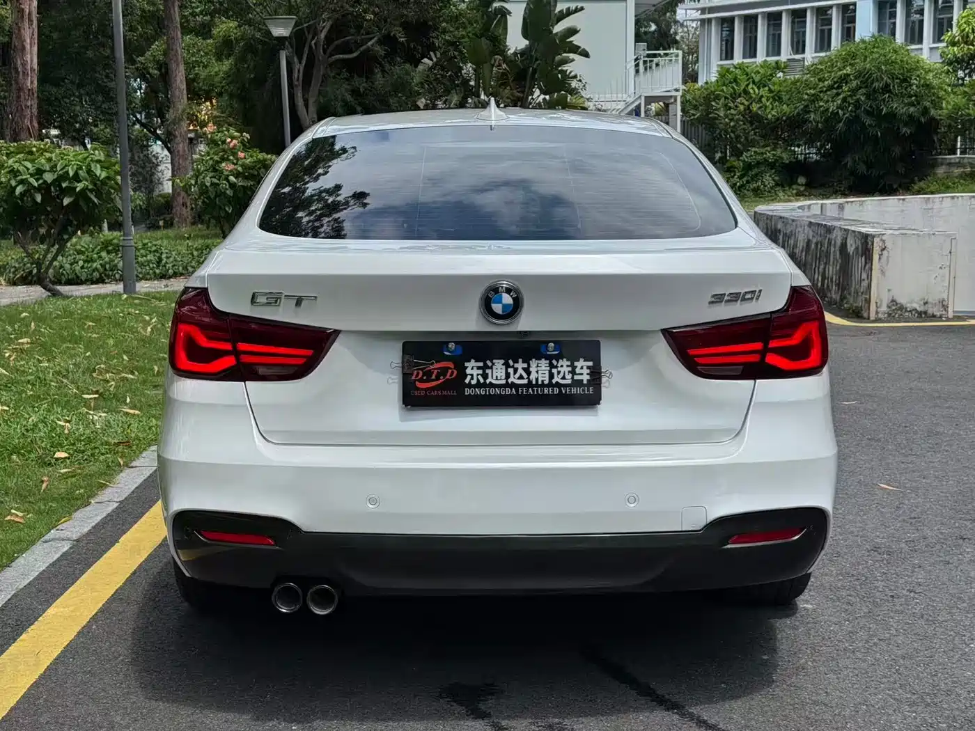 BMW 3 Series GT 2020 320i M Sport Black Night Edition фото 13