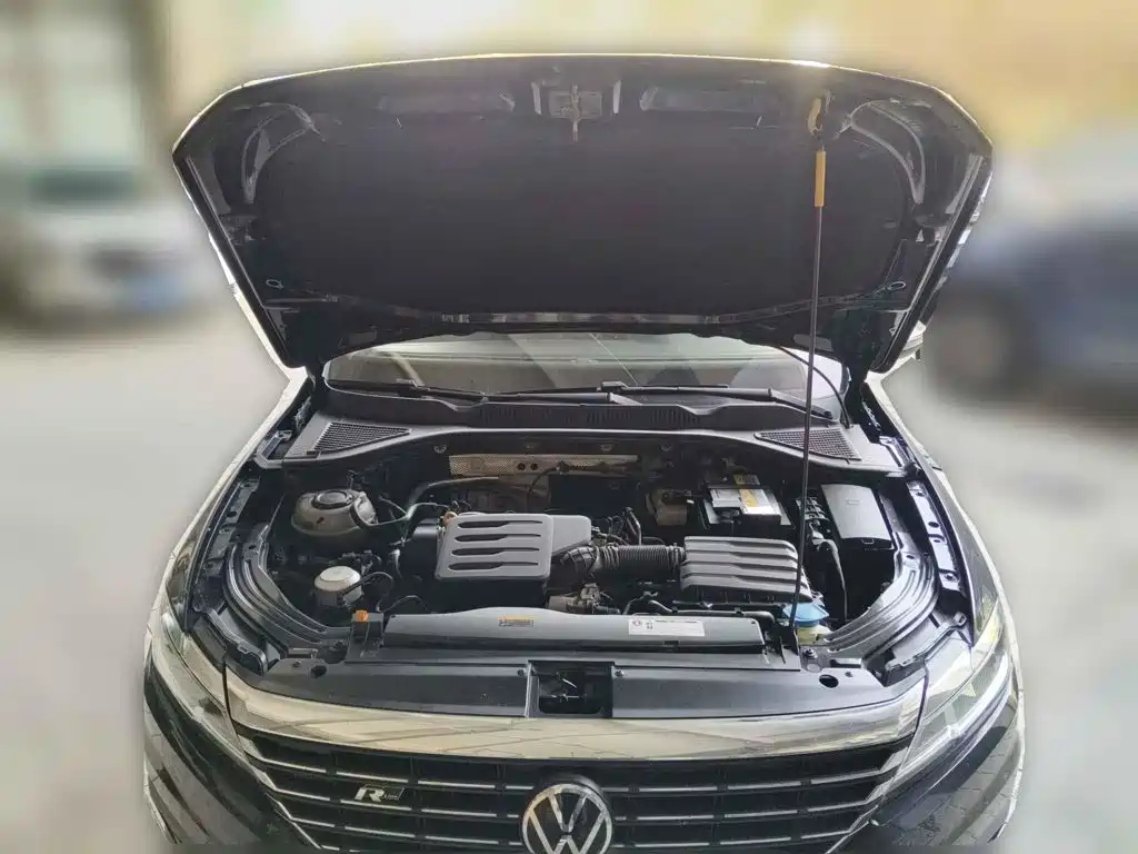 Photo 3 - Volkswagen Lavida