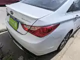 Фото 8 - Hyundai Sonata