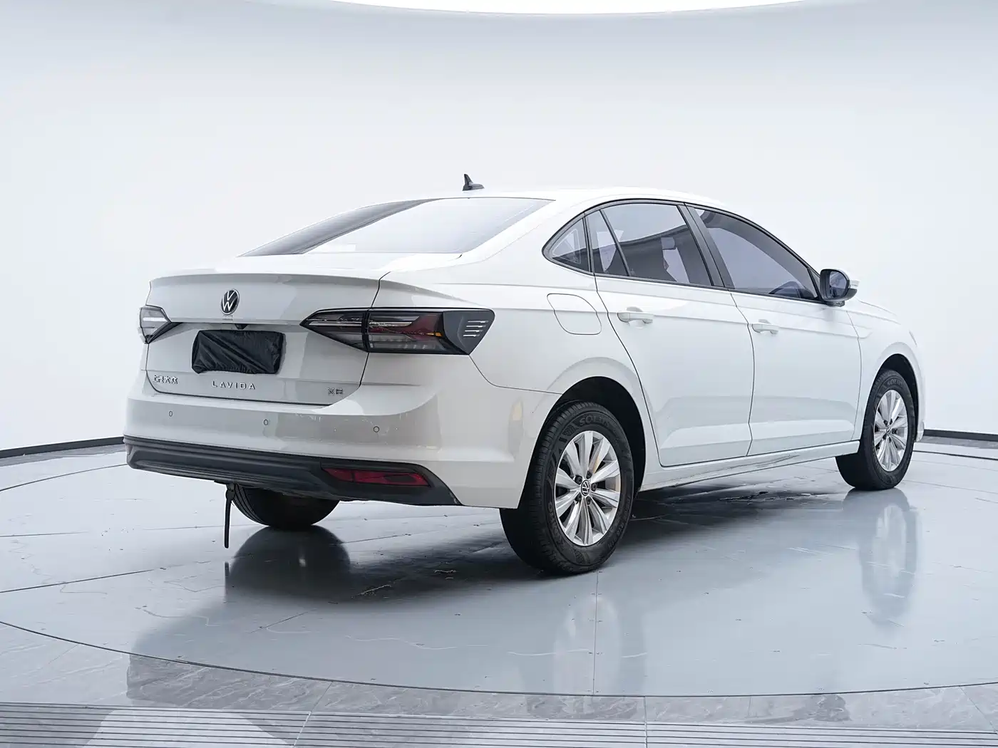 Volkswagen Lavida 2023 Xinrui 1.5L Auto Xinyi Edition фото 9