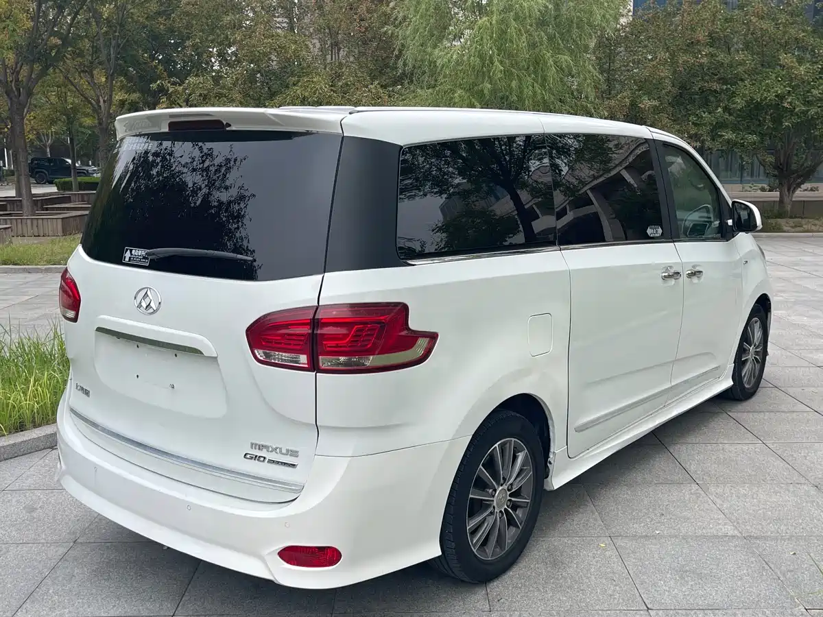 SAIC Maxus Maxus G10 2018 PLUS 2.0T Automatic Luxury Executive Edition фото 6