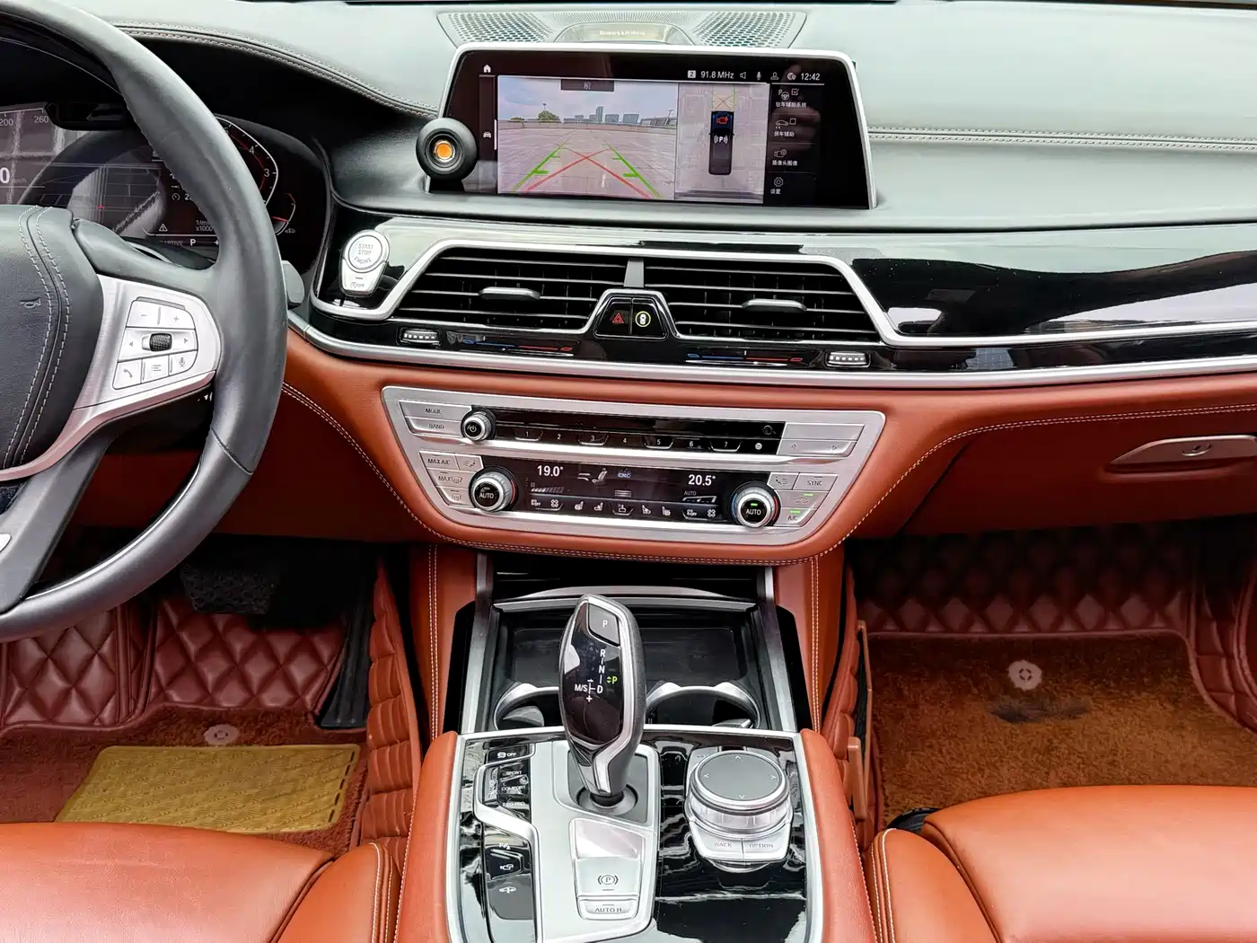 BMW 7 Series 2019 Facelift 740Li xDrive Executive Luxury Package фото 14