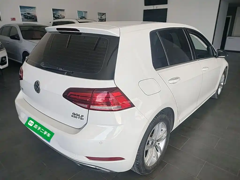 Volkswagen Golf 2018 230TSI Automatic Comfort фото 7