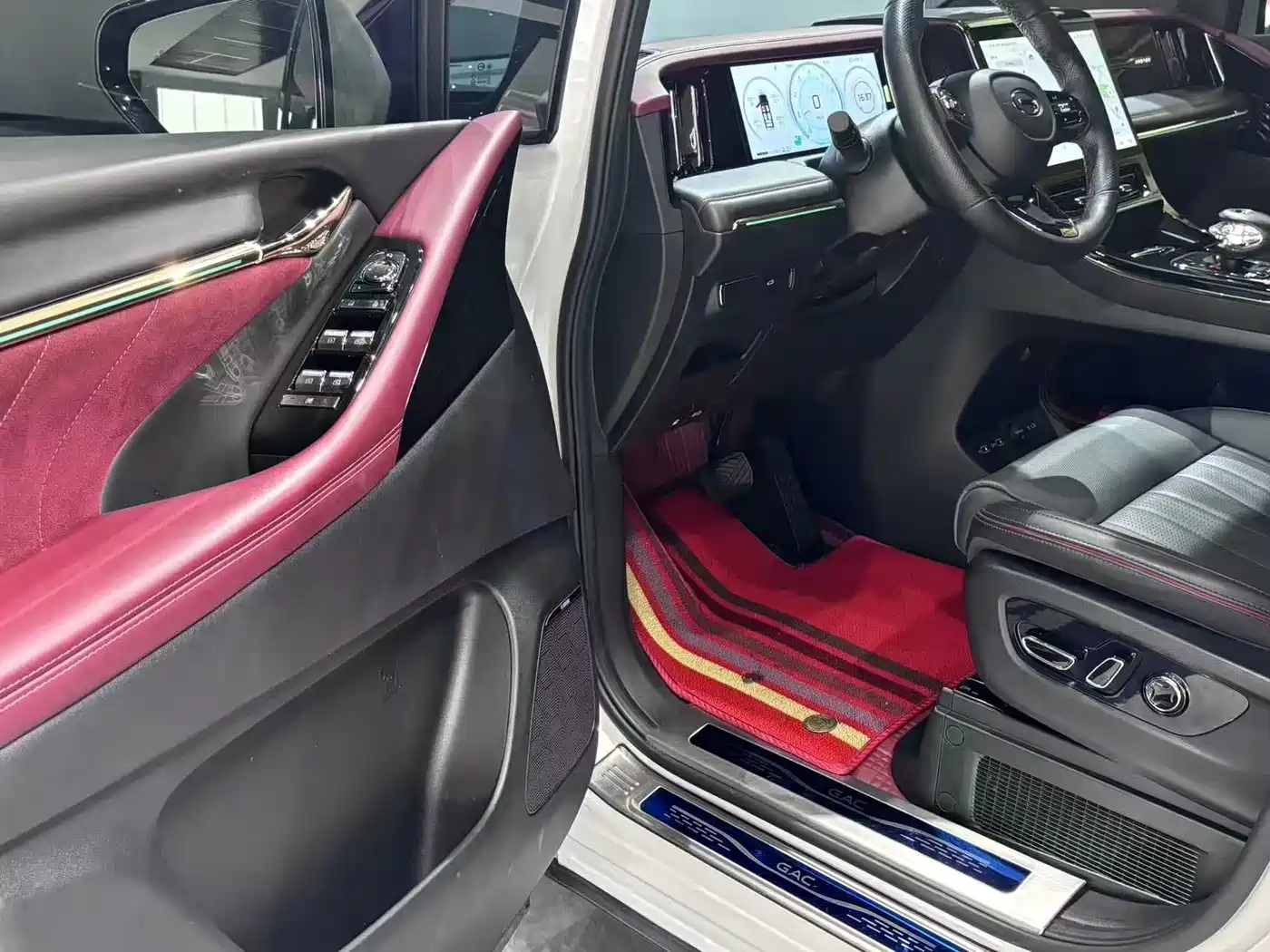 GAC TRUMPCHI M8