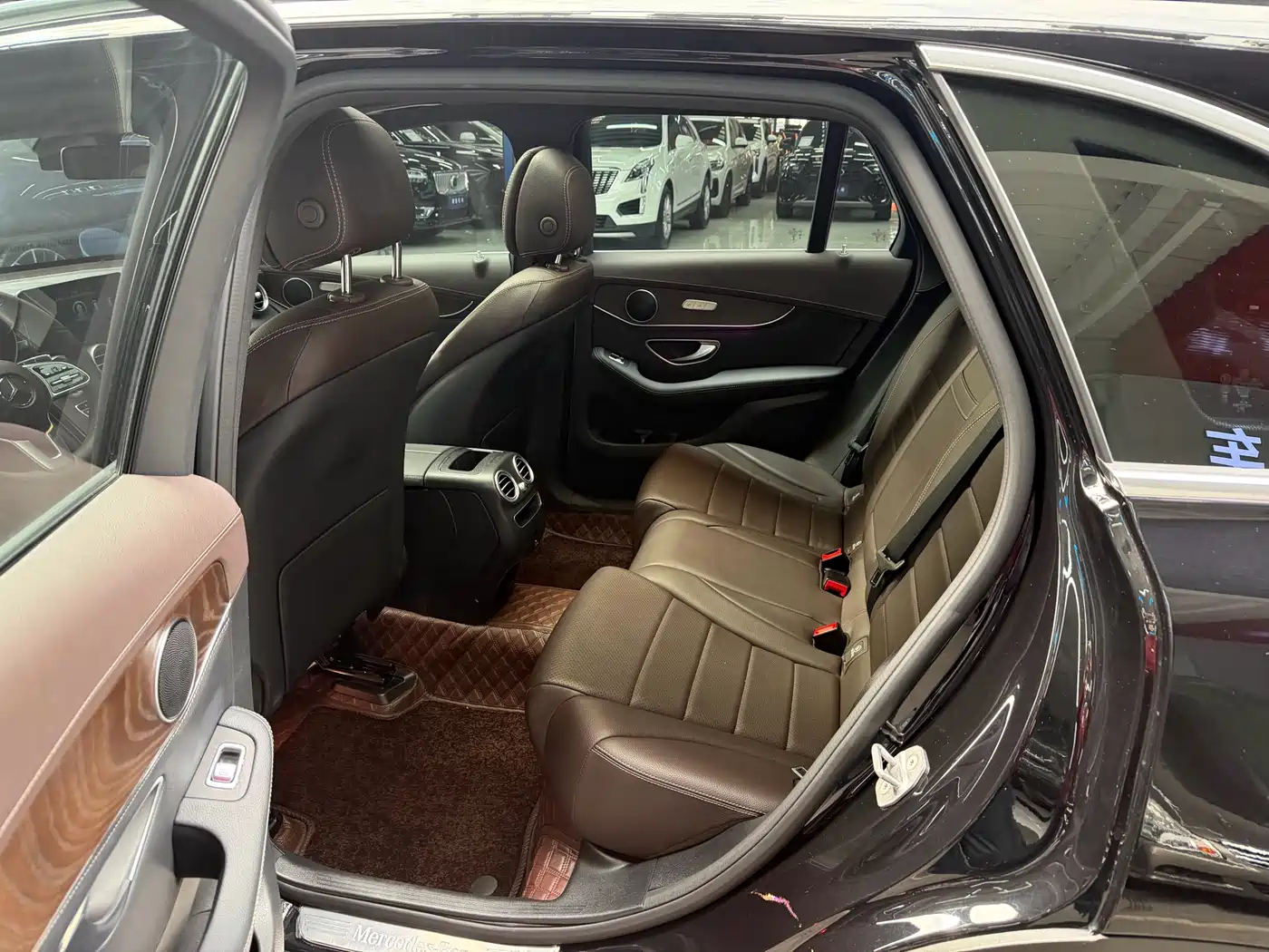 Mercedes-Benz GLC 2021 GLC 260 L 4MATIC Luxury фото 8