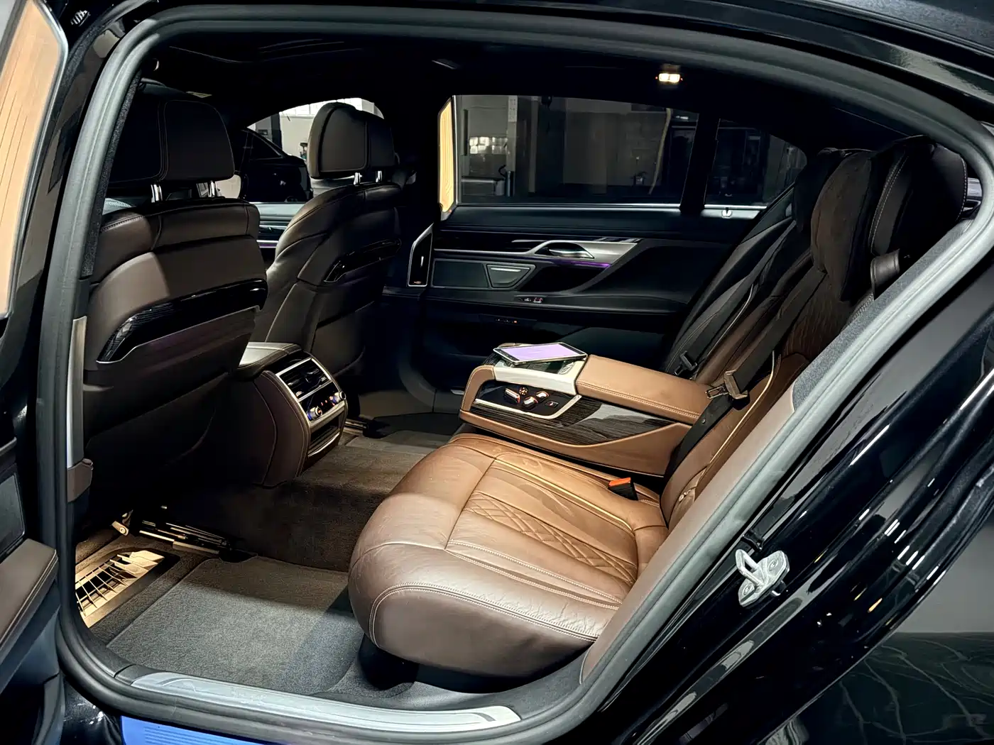 BMW 7 Series 2019 730Li M Sport Package фото 7