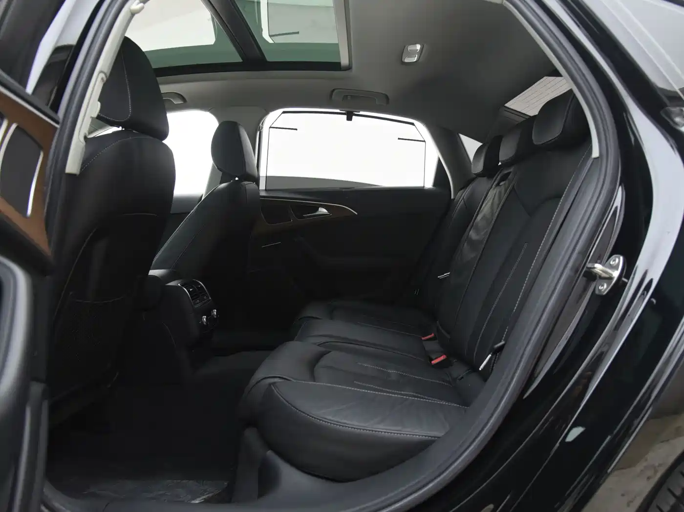 Audi A6L 2018 30th Anniversary 30 FSI Style фото 13