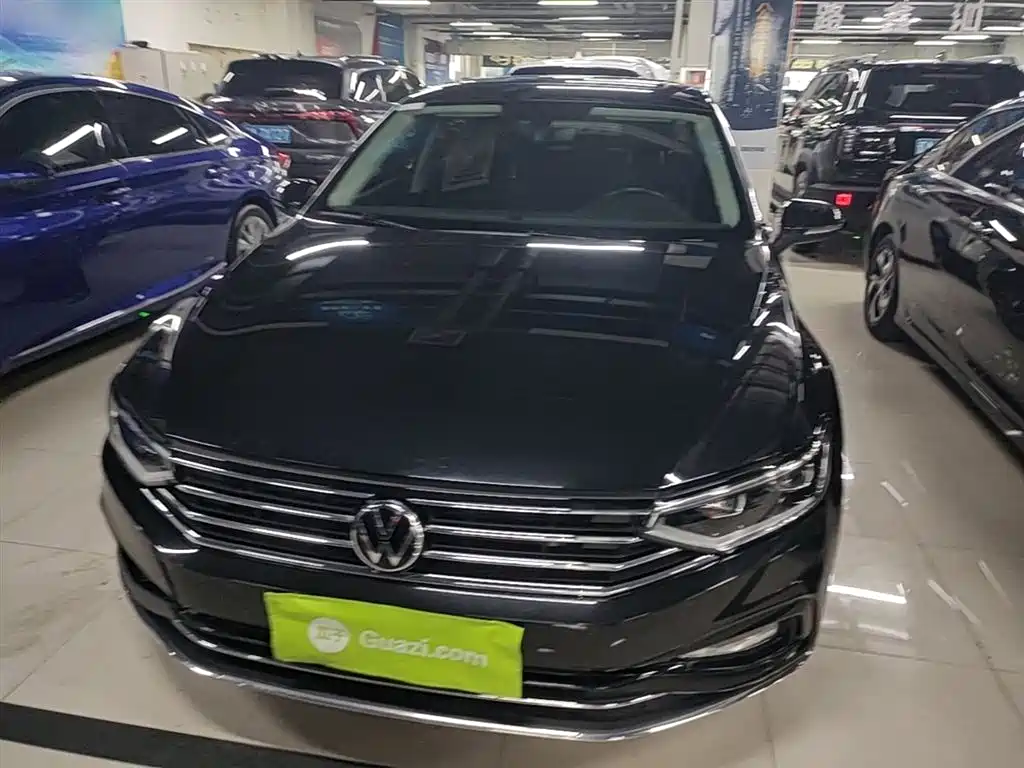 Volkswagen Magotan 2020 330TSI DSG Leading фото 3