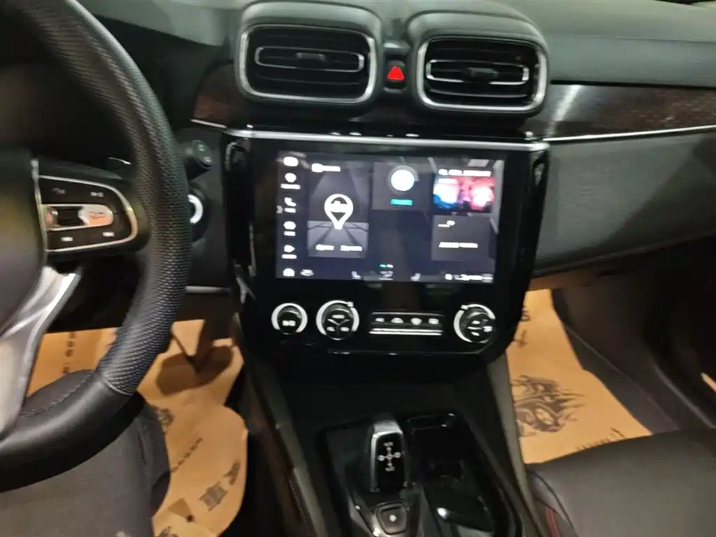 Lynk & Co 02 2019 High Energy Edition 2.0T Automatic 2WD Power Pro China VI фото 13