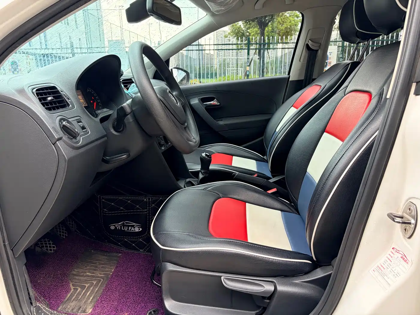 Фото 6 - Volkswagen Polo
