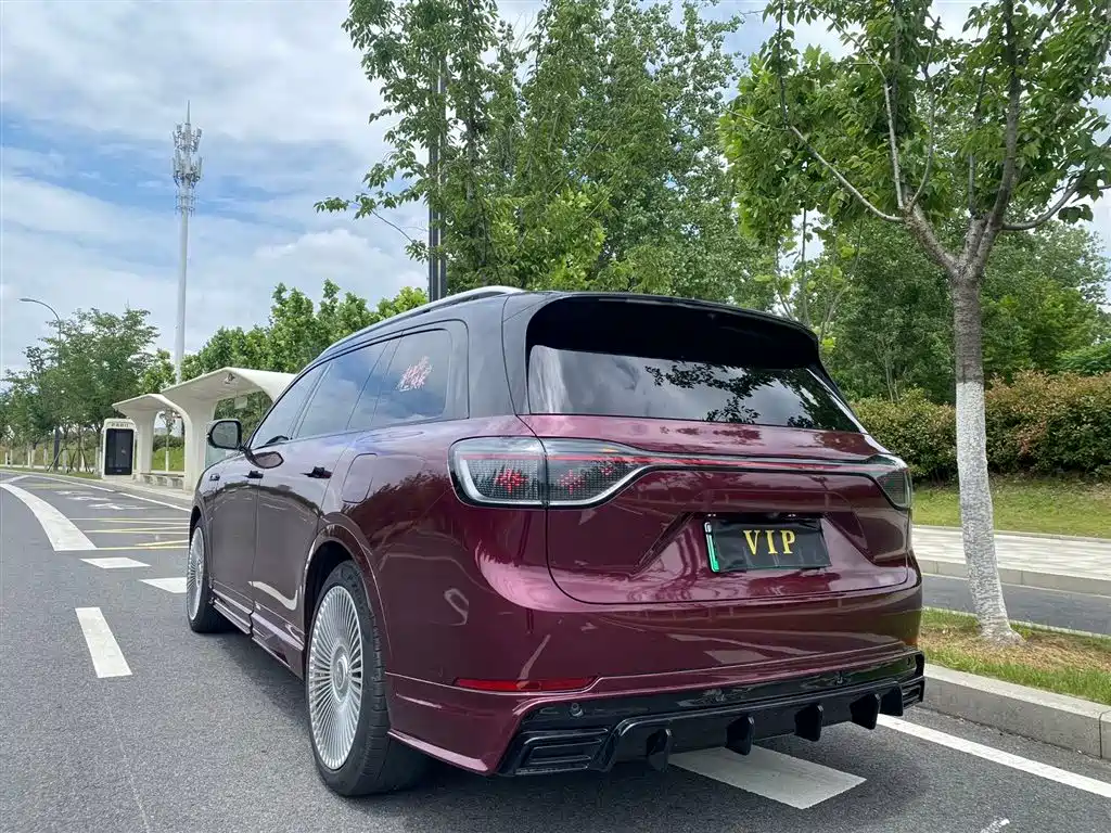 AITO Wenjie AITO M9 2024 Extended Range Ultra 42kWh 6-Seater фото 7