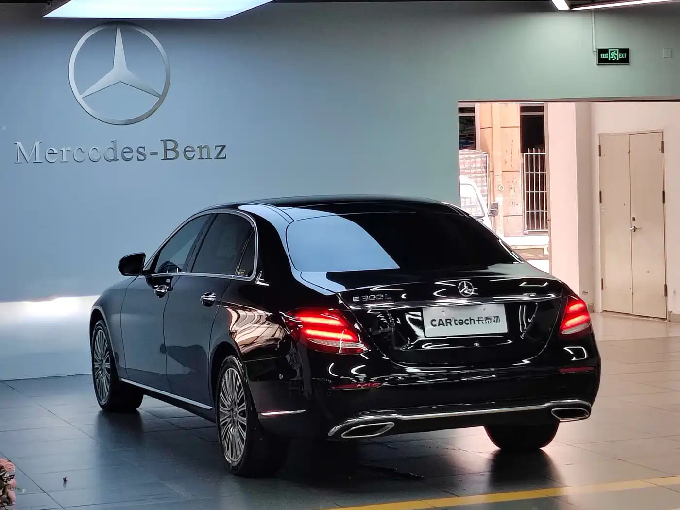 Mercedes-Benz E-Class, миниатюра 5