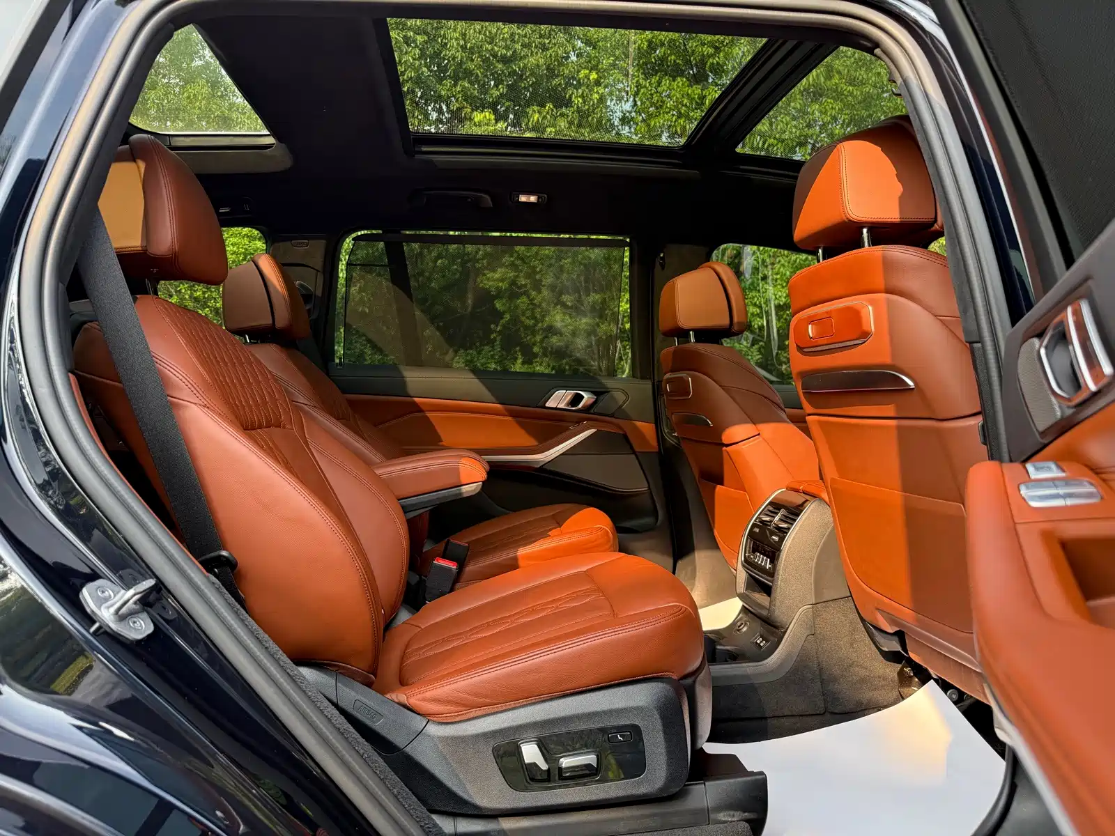 Фото 9 - BMW X7