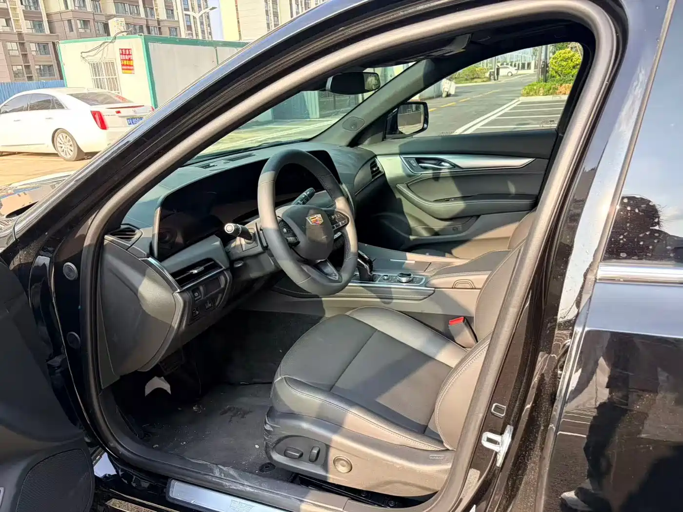 Cadillac CT5 2025 Model 28T Urban Sport Edition фото 4