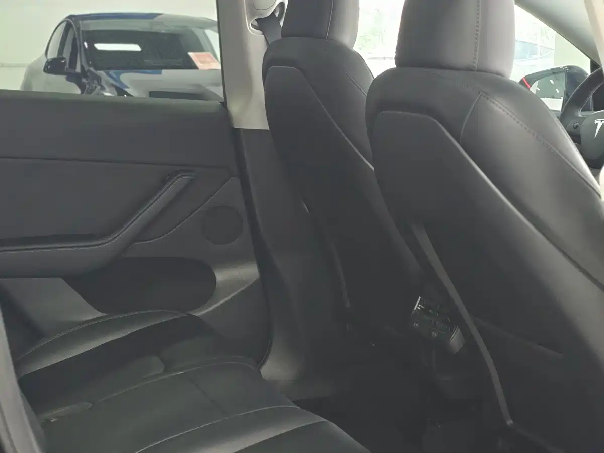 Фото 7 - Tesla Model Y