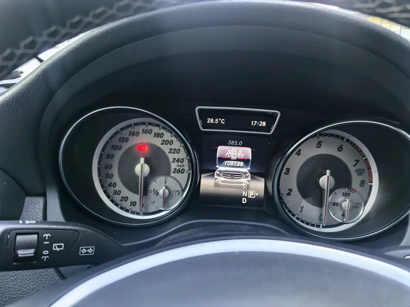 Mercedes-Benz GLA 2016 GLA 200 Dynamic фото 17