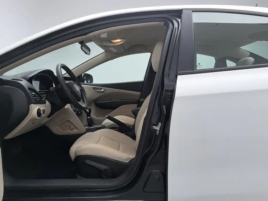 Fiat Viaggio 2014 2012 1.4T Auto Joy Edition