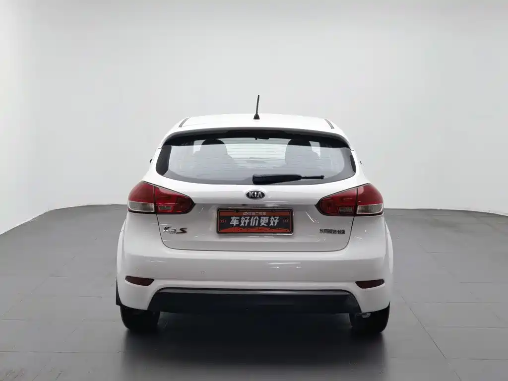 Kia K3S 2014 2014 1.6L Manual GLS