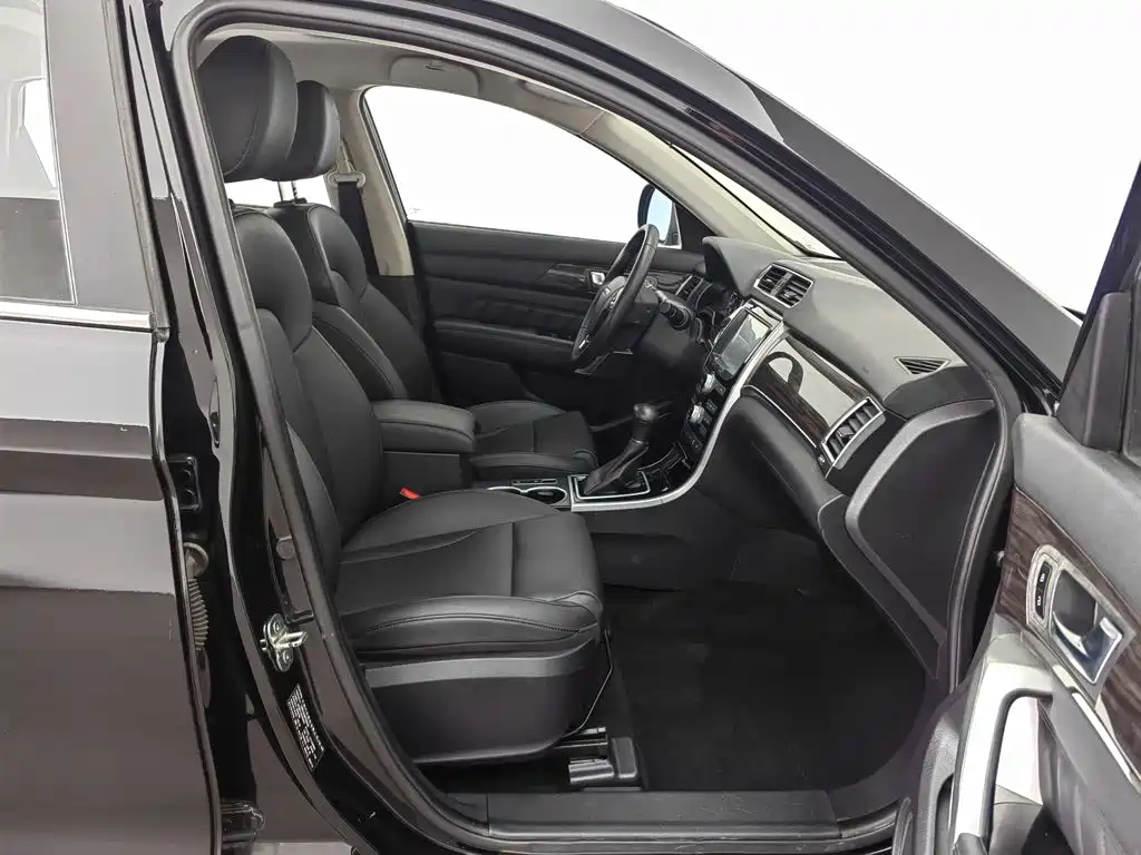 Haval H2 2015 2016 Red Label 1.5T Automatic 2WD Luxury