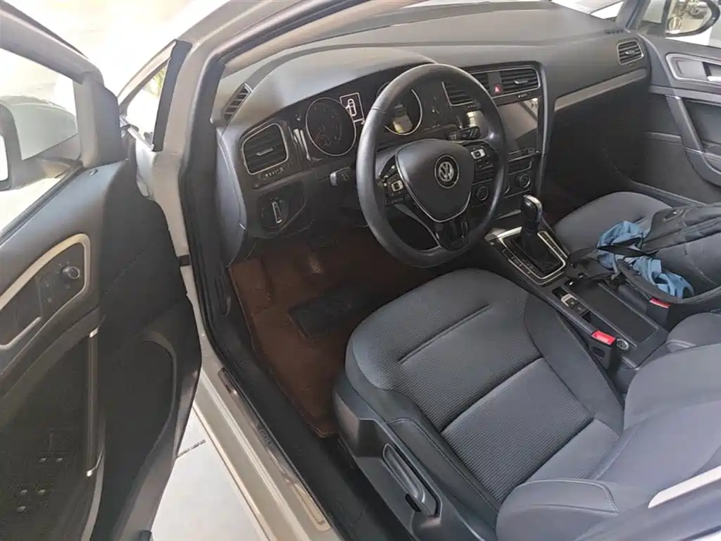 Volkswagen Golf 2020 280TSI DSG Comfort фото 16