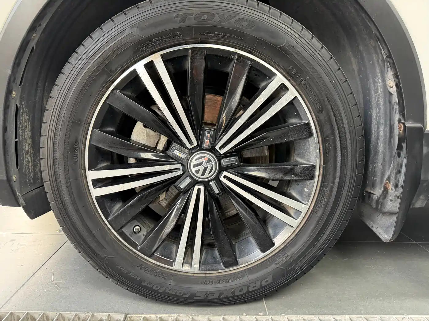 Volkswagen Tiguan L 2017 2017 380TSI Automatic 4WD Luxury Edition