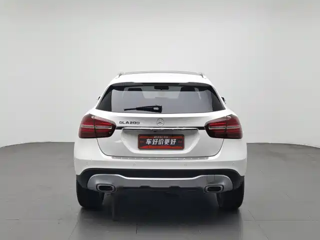 Mercedes-Benz GLA 2018 GLA 200 Dynamic — фото 4