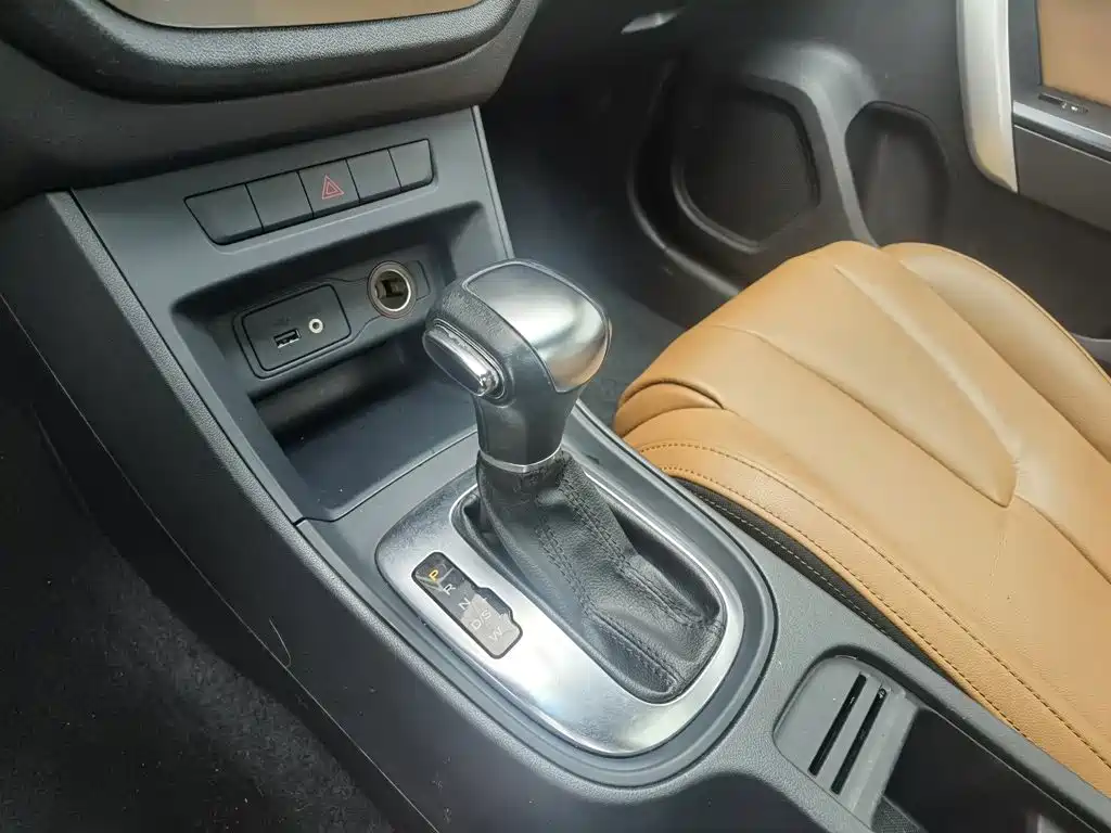 MG GT 2018 2016 Model 1.5L Automatic Premium Luxury Edition