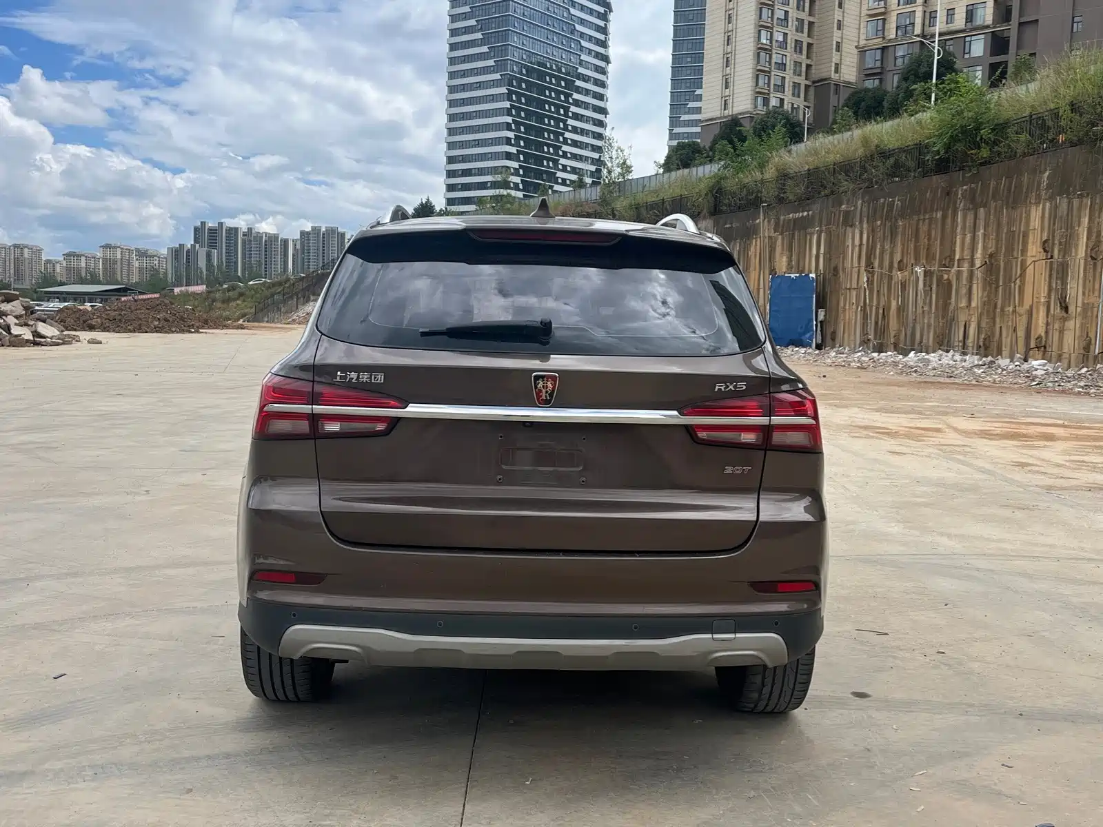 Фото 5 - Roewe RX5