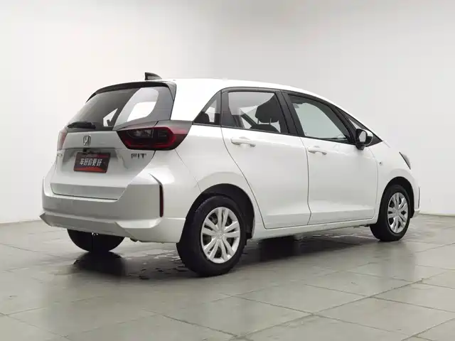 Honda Fit 2023 1.5L CVT Trend Edition — фото 2