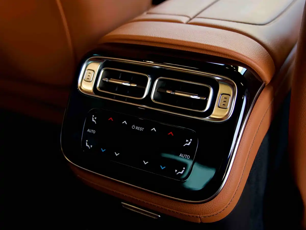 Mercedes-Benz S-Class 2023 Model S 400 L Business Edition фото 16