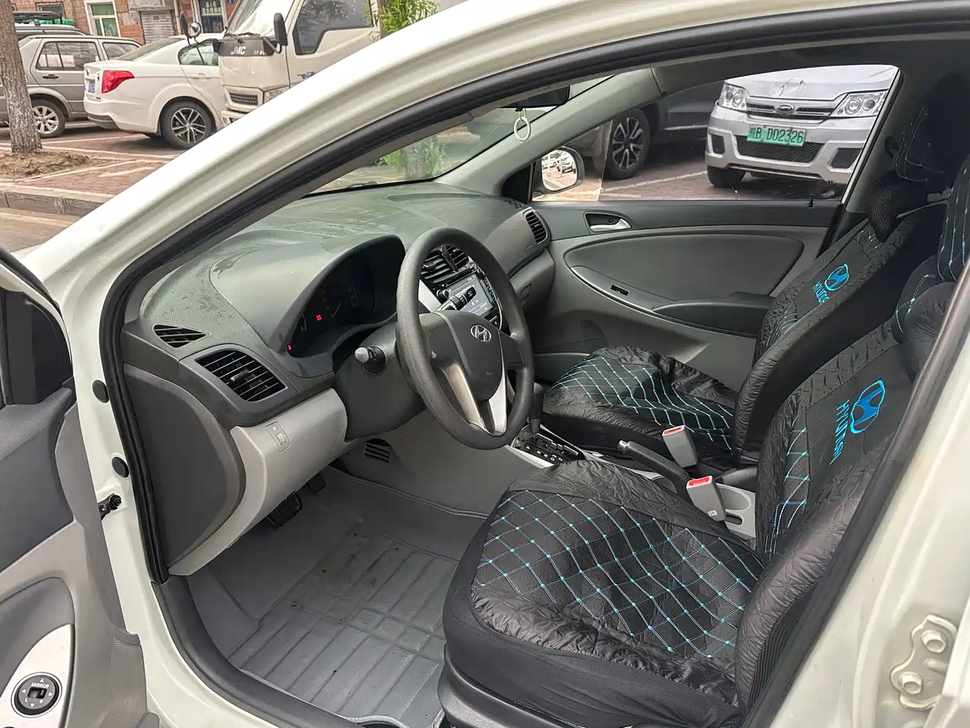 Hyundai Verna 2014 1.4L Automatic Smart GLS фото 8