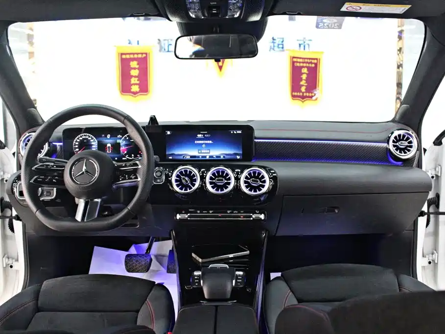 MERCEDES-BENZ A CLASS