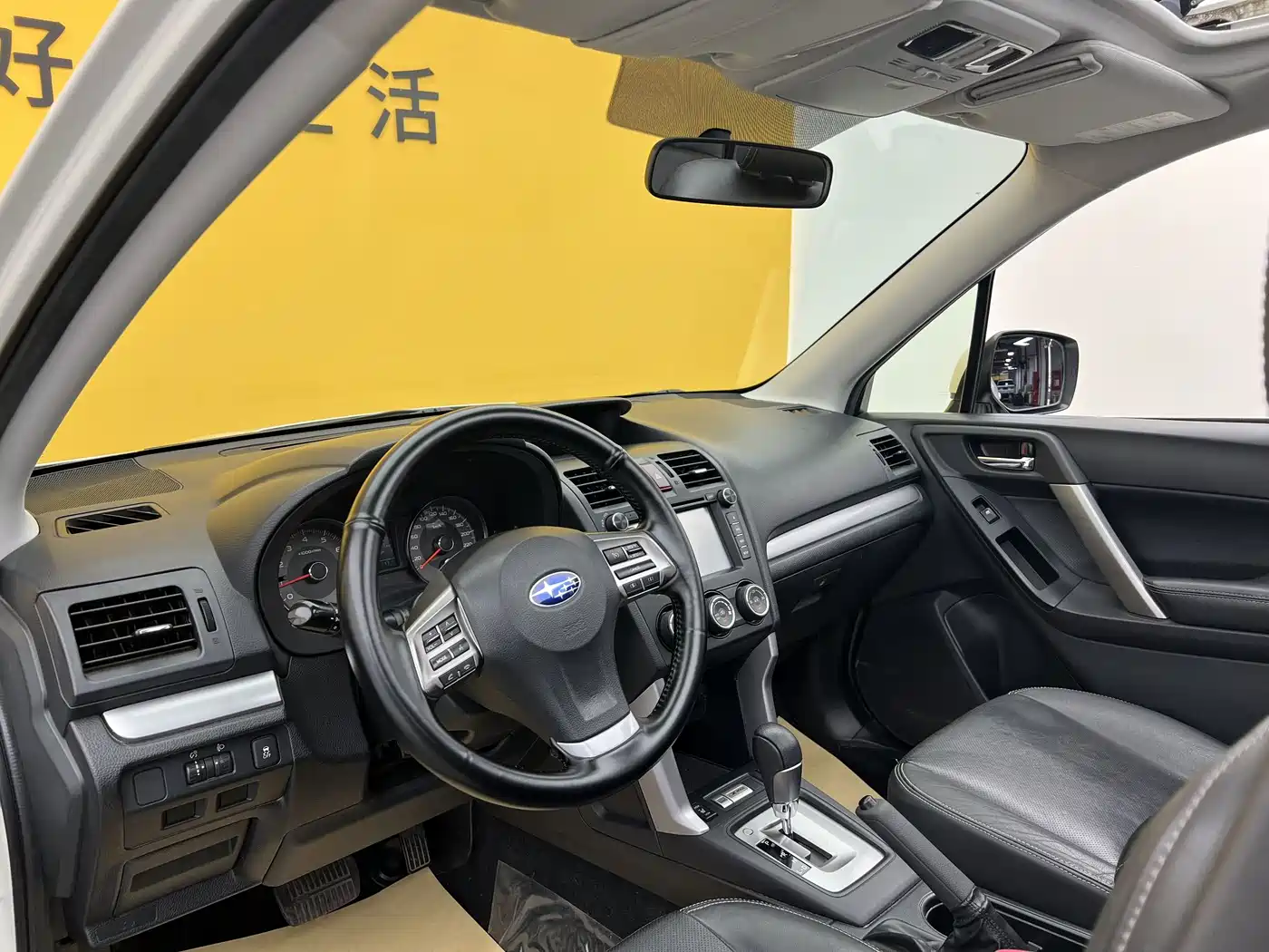 Subaru Forester 2014 2.0i Automatic Luxury Edition фото 9