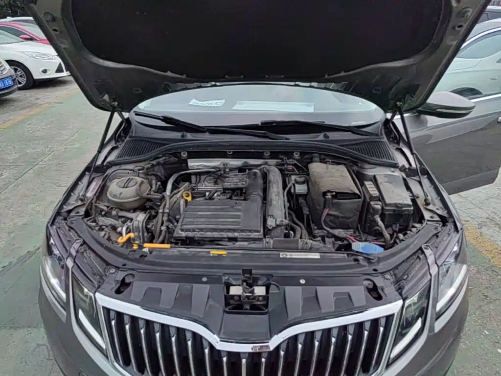 Фото 20 - Škoda Octavia