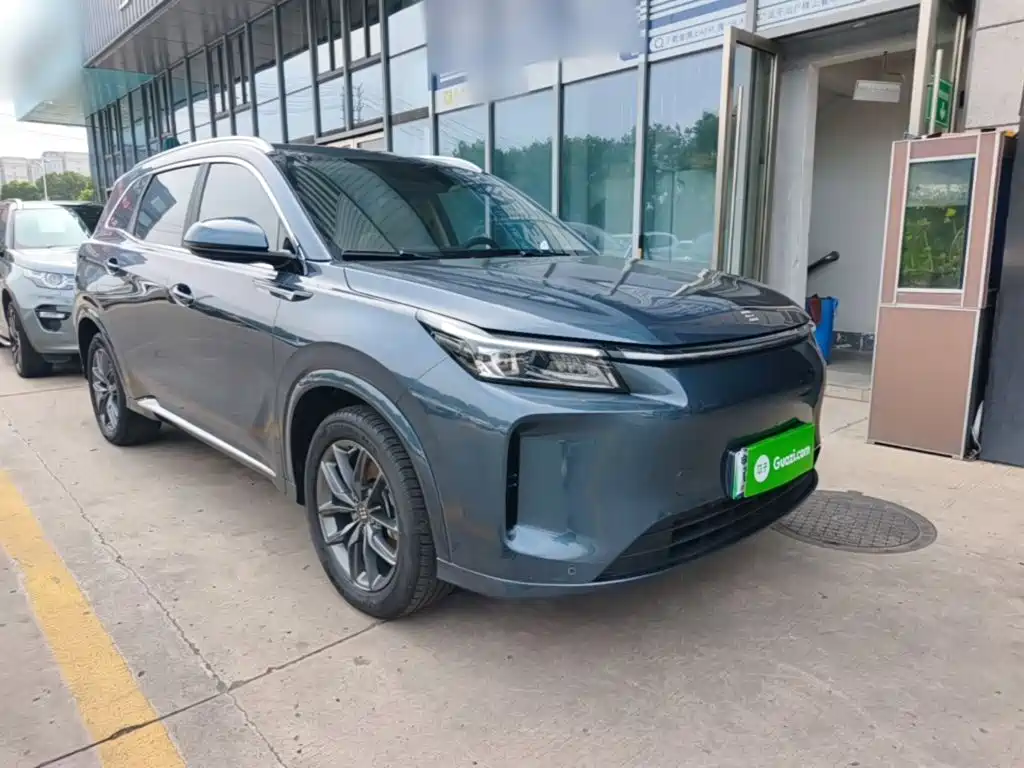 Landian E5 PLUS 2025 2025 120km Standard Travel Custom Edition 7-seater